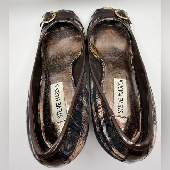 Steve Madden Bezel Plaid Block Heels - Picture 8 of 12